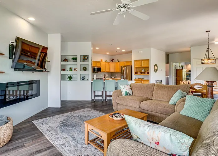 Holiday home Pool & Hot Tub Access! Family In *
