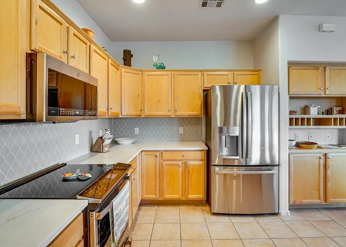 Pool & Hot Tub Access! Family In Oro Valley