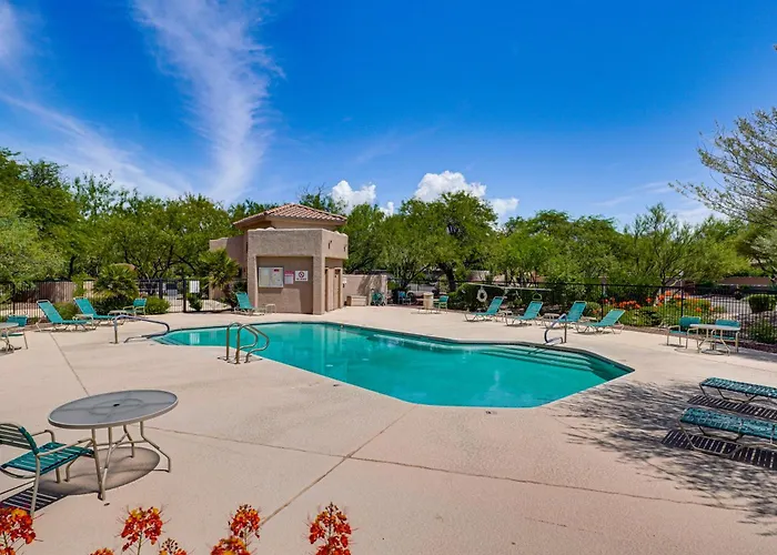 Pool & Hot Tub Access! Family In Holiday home